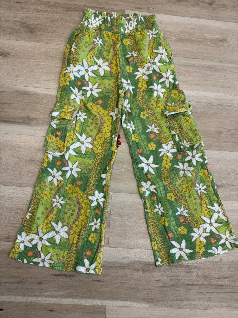 Green Floral Straight-Leg Cargo Pants